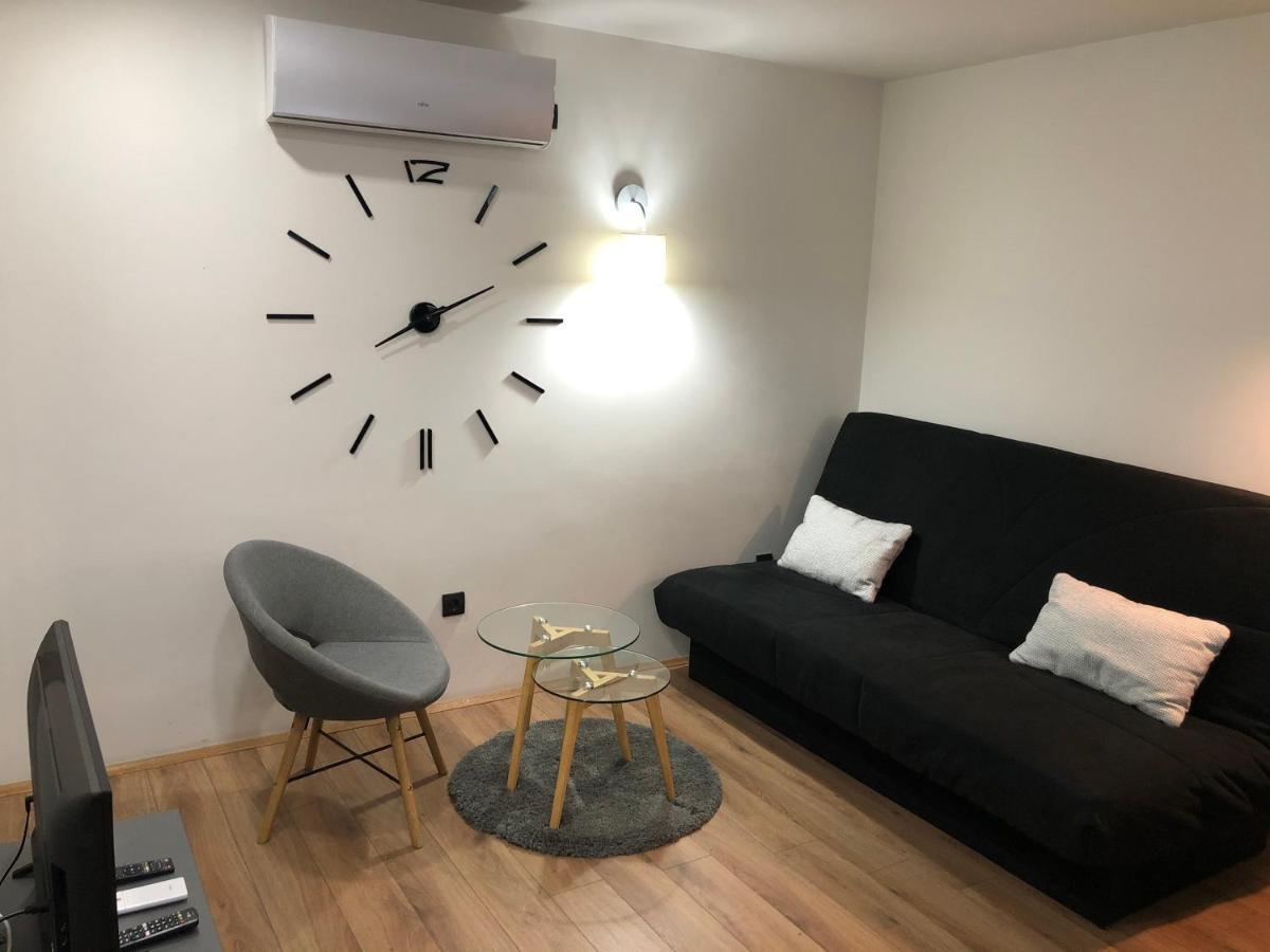 Apartment Nevena 3 ベオグラード エクステリア 写真